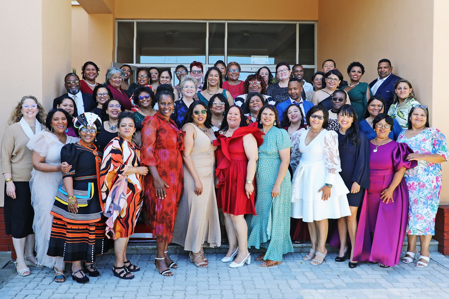 Nominees from the 2024 Cecilia Makiwane and Nursing Excellence Awards, joined by Western Cape Minister of Health and Wellness, Mireille Wenger; Head of Health, Dr Keith Cloete; and Dr Tendani Mabuda, Director of Nursing Colleges