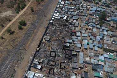 Minister Bonginkosi Madikizela to visit Paarl's Fire Victims