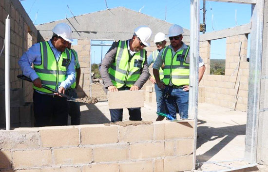 Minister officiated the bricklaying ceremony at the Melkhoutfontein Housing Project