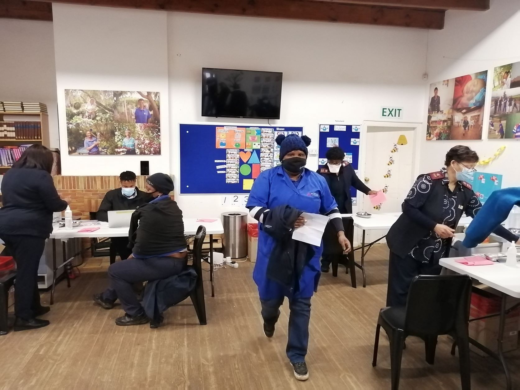 Inside the vaccination centre at Bovlei farm