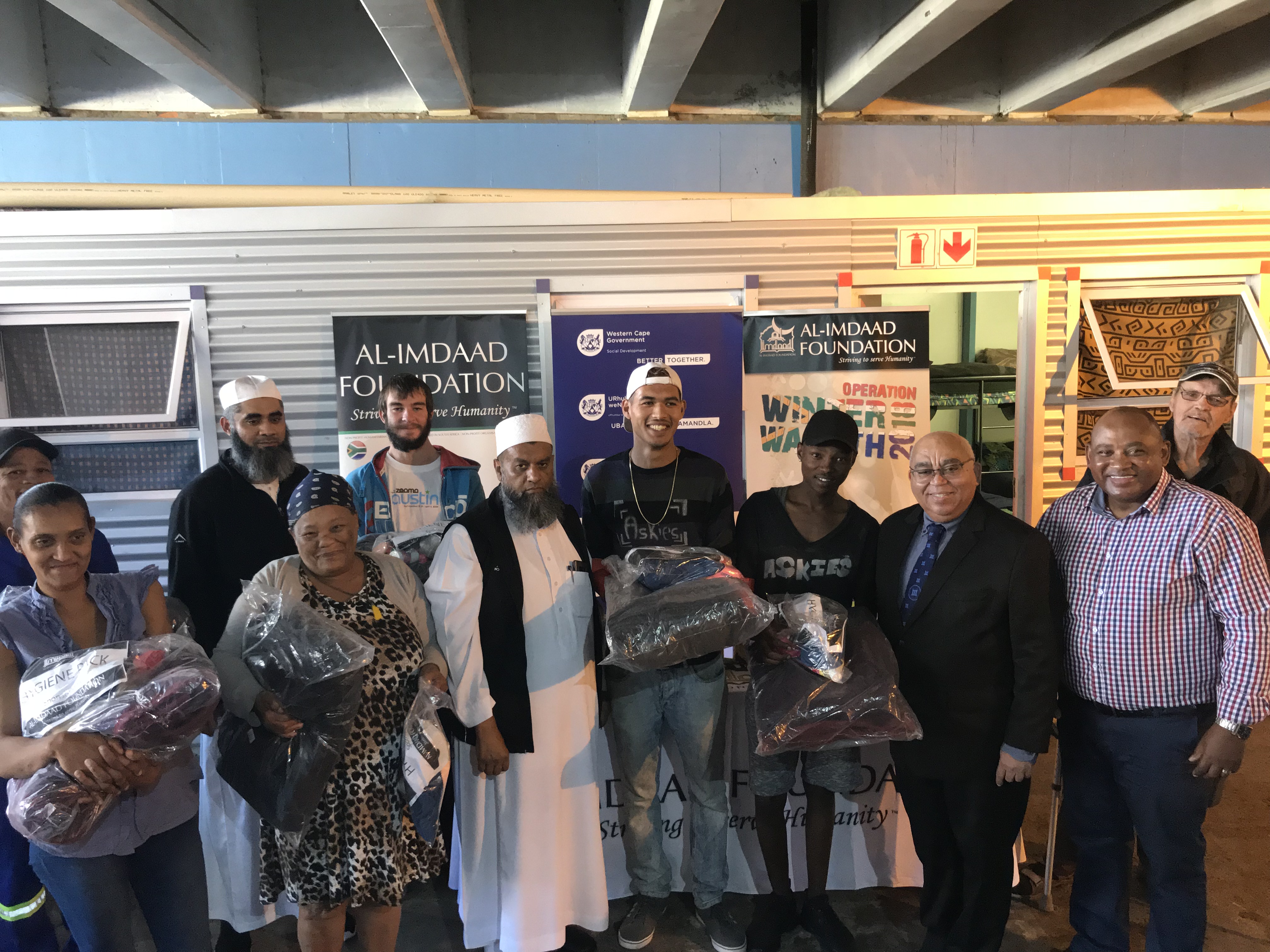 MEC Fritz with Al-imaad sponsors and Shelter Management