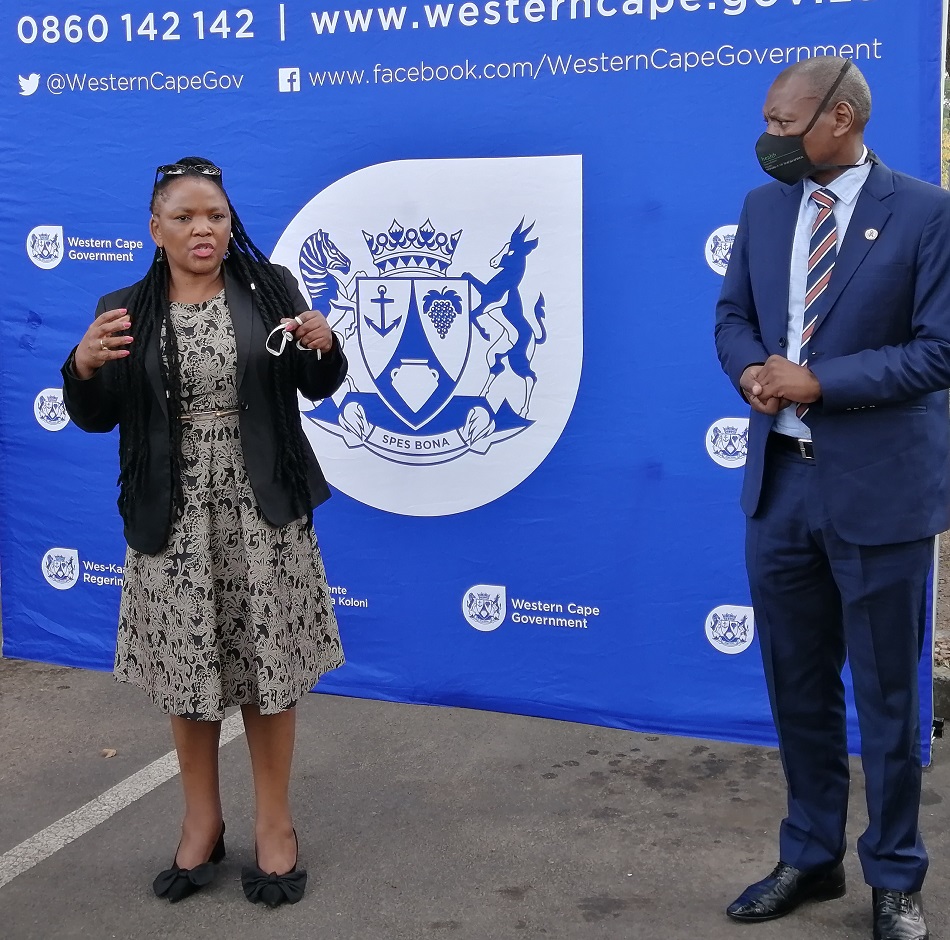 Minister Mbombo showing Dr Mkhize Sonstraal Facility