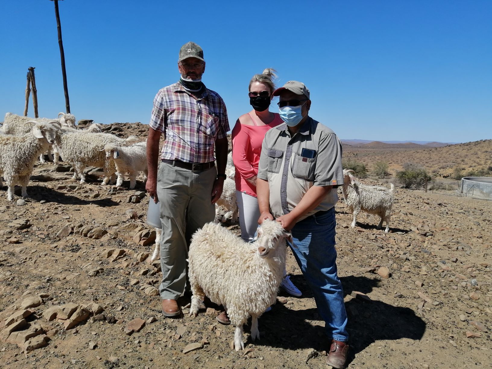 Minister Meyer and Lindi Potgieter with Jan du Toit, Laingsburg