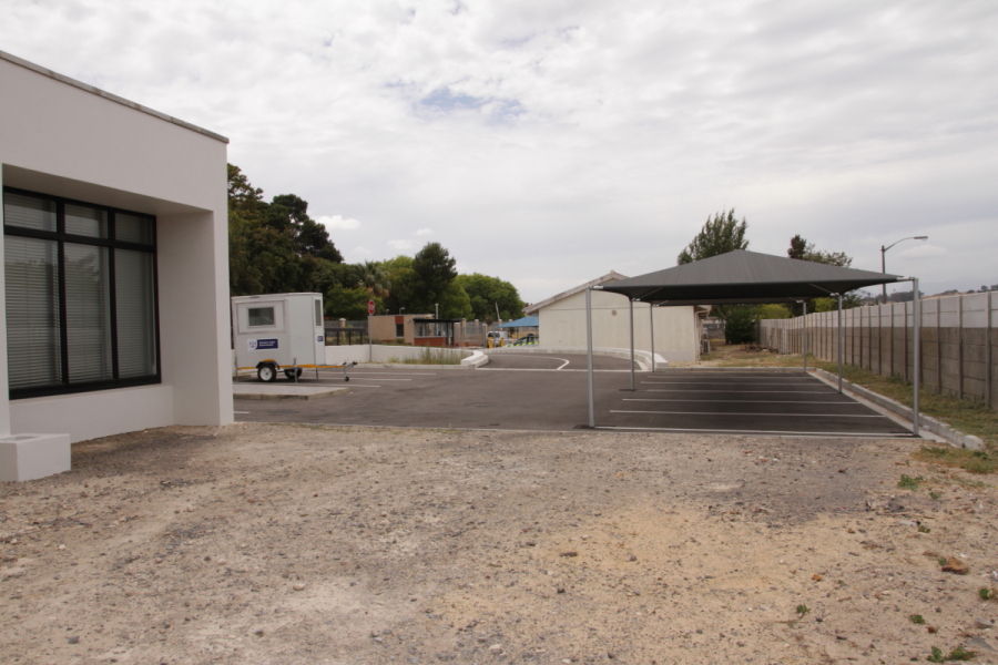 Side view parking classroom