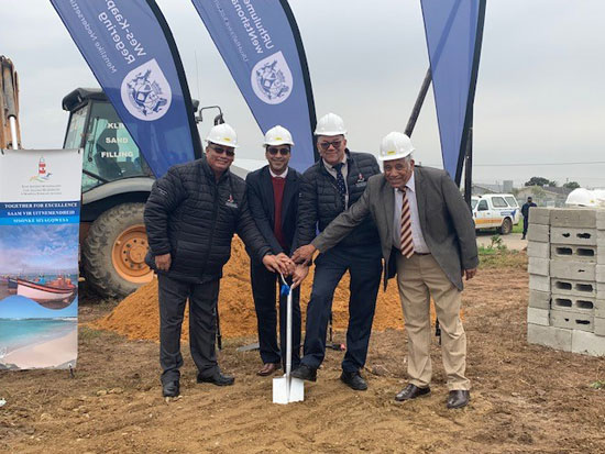 L-R:  Deputy Mayor Raymond Ross, Minister Tertuis Simmers, Executive Mayor Paul Swart and Ward Councillor Dirk Jantjies 