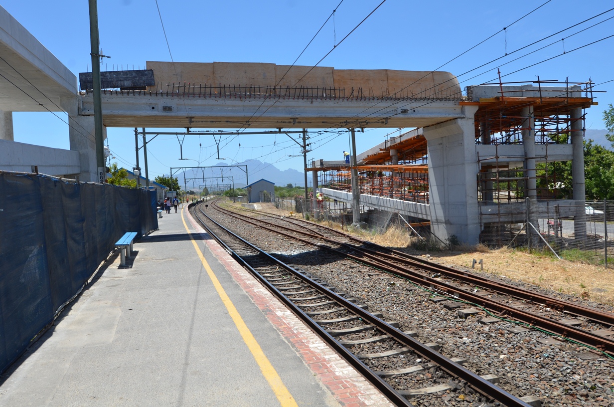 The footbridge under construction in January 2015.