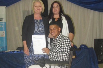 Vanrhynsdorp e-Centre graduates with Jerome Kotze infront.