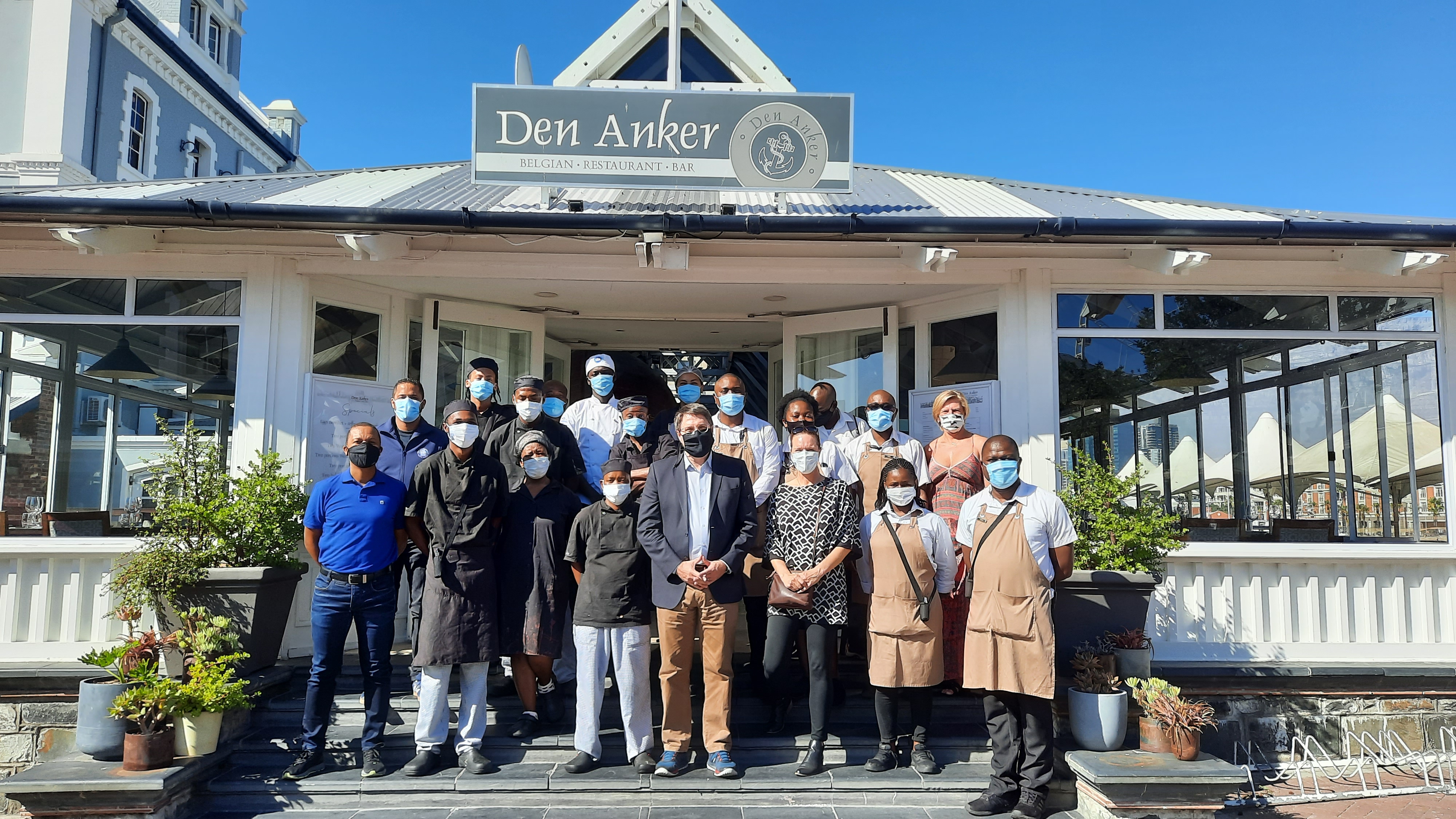 Minister Maynier visits Den Anker restaurant